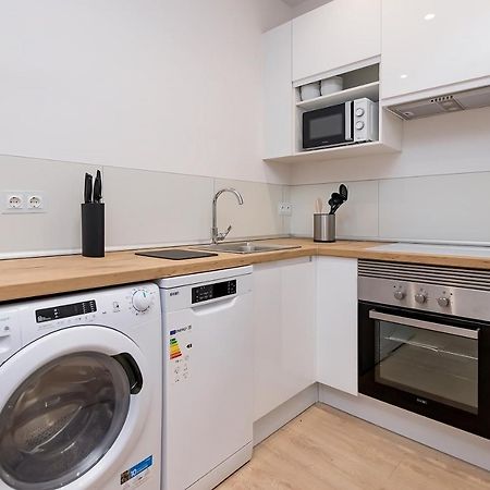 Bhost - Ferraz 74 Apartment Мадрид Екстериор снимка