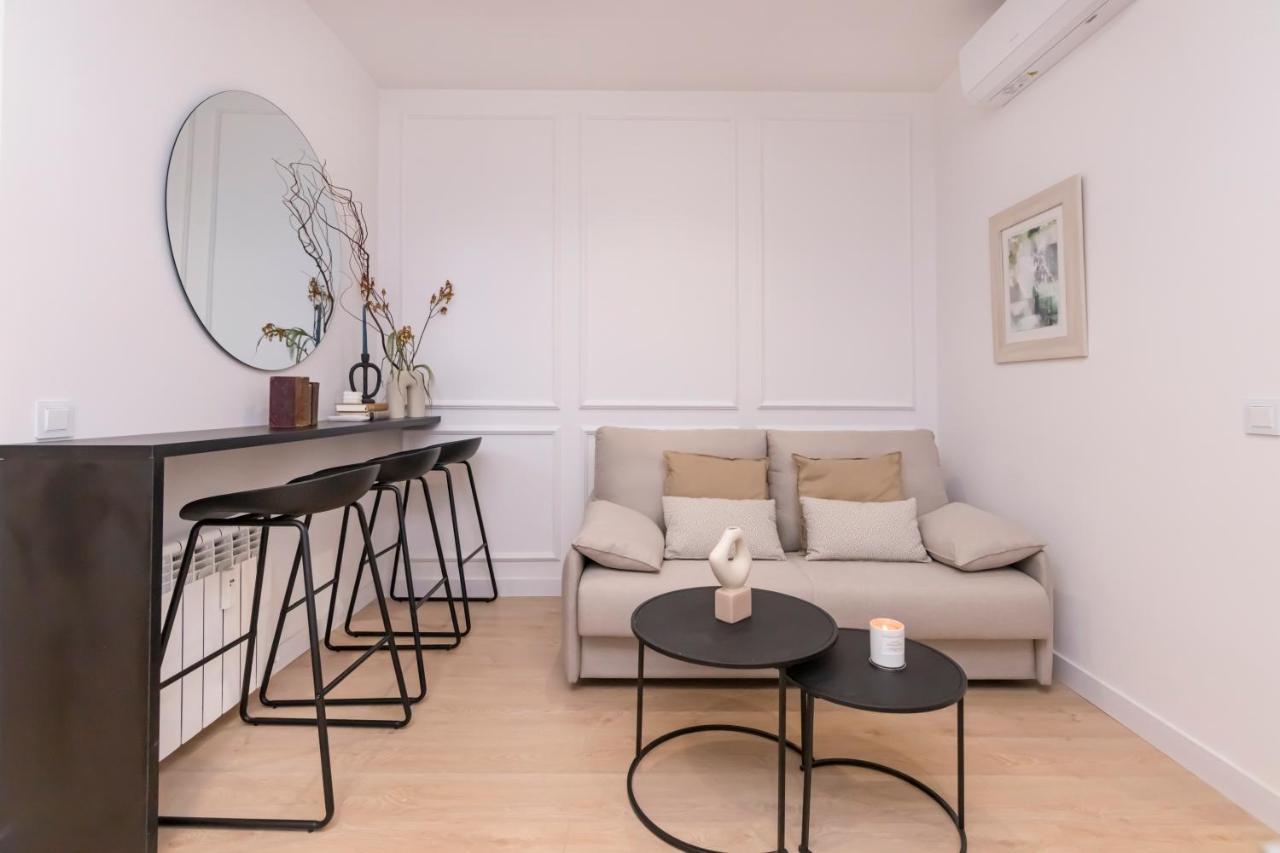 Bhost - Ferraz 74 Apartment Мадрид Екстериор снимка