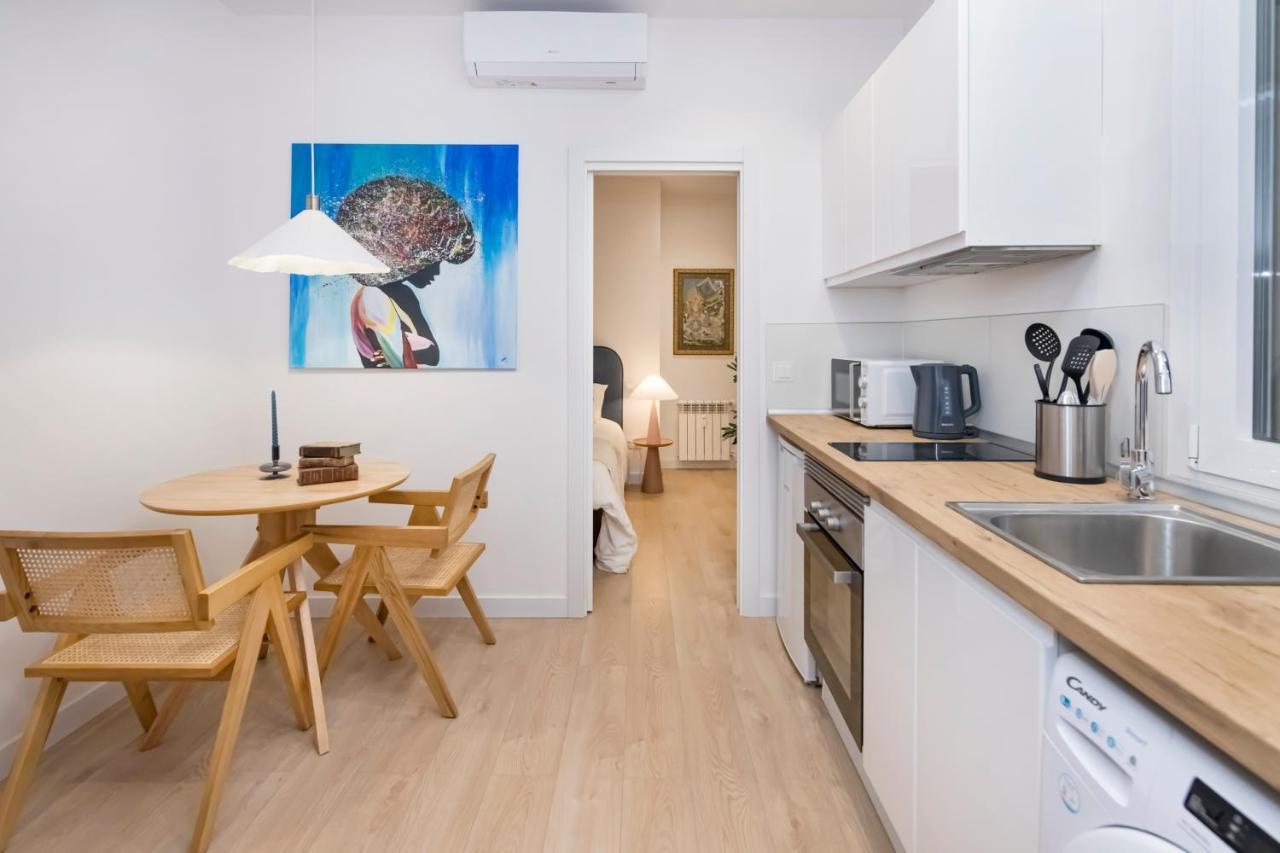 Bhost - Ferraz 74 Apartment Мадрид Екстериор снимка