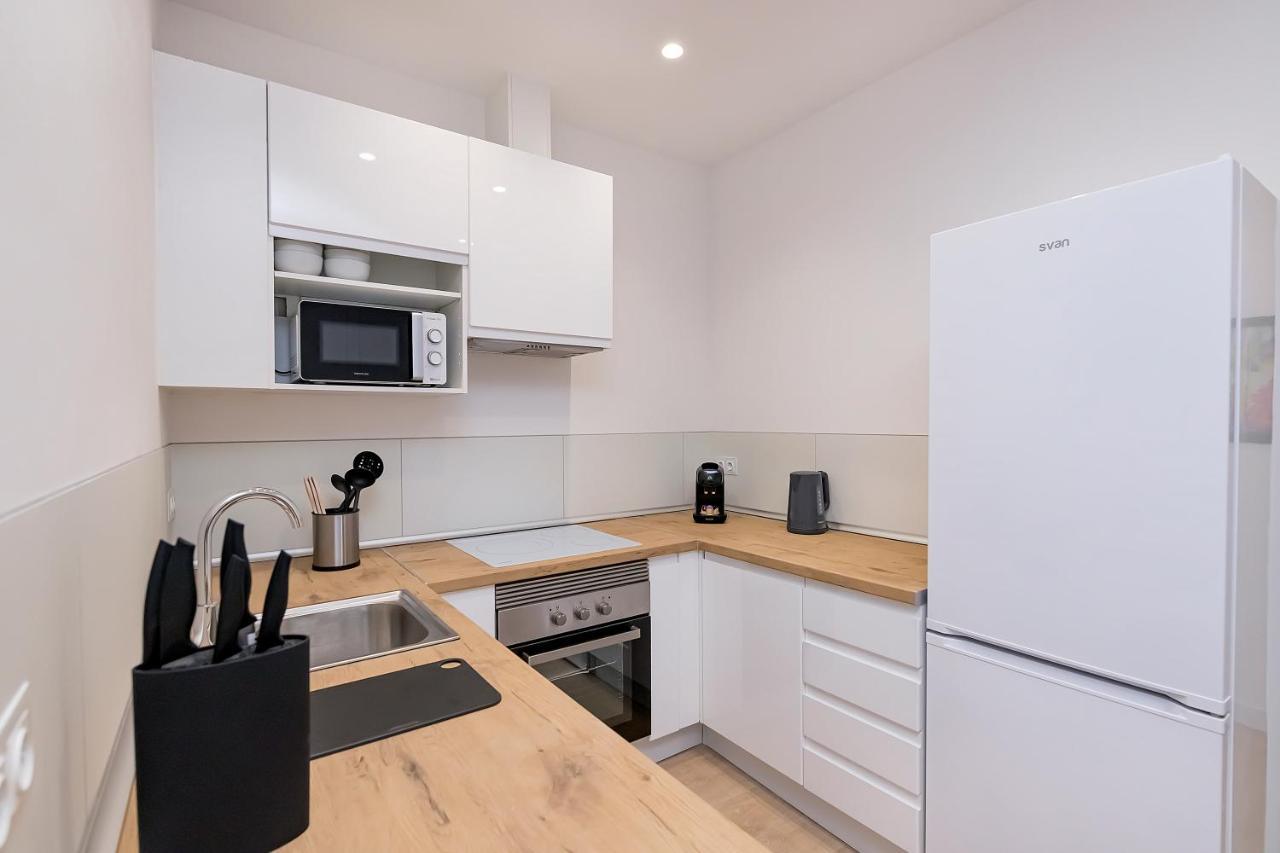 Bhost - Ferraz 74 Apartment Мадрид Екстериор снимка