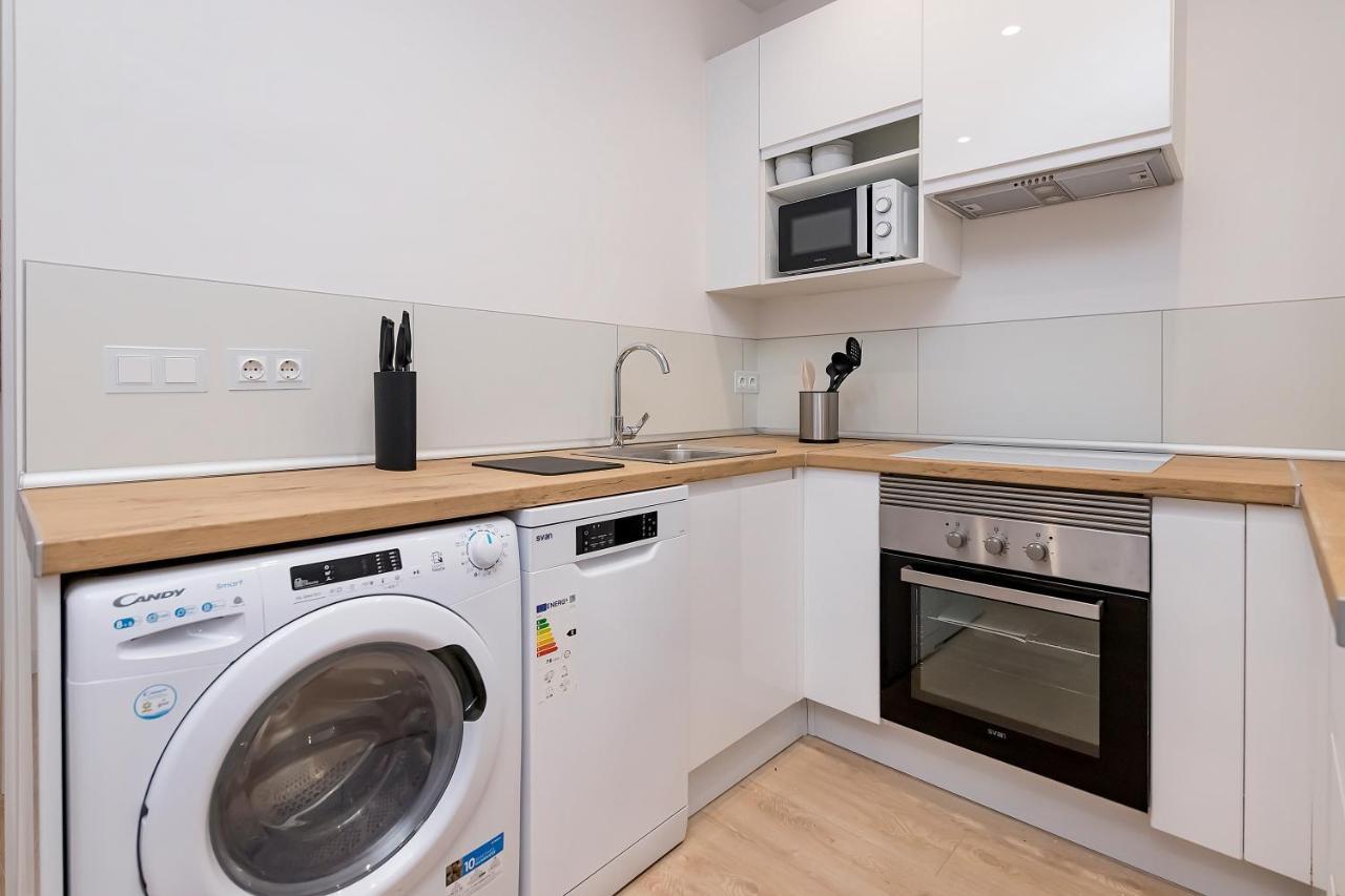 Bhost - Ferraz 74 Apartment Мадрид Екстериор снимка