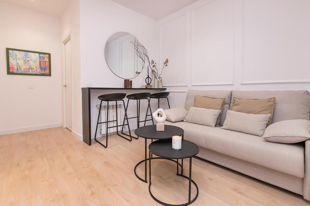Bhost - Ferraz 74 Apartment Мадрид Екстериор снимка