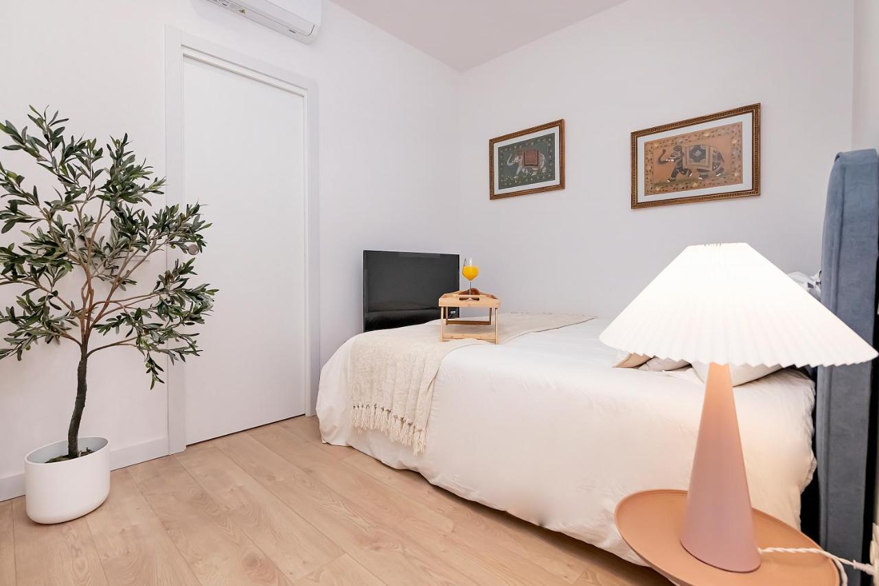 Bhost - Ferraz 74 Apartment Мадрид Екстериор снимка