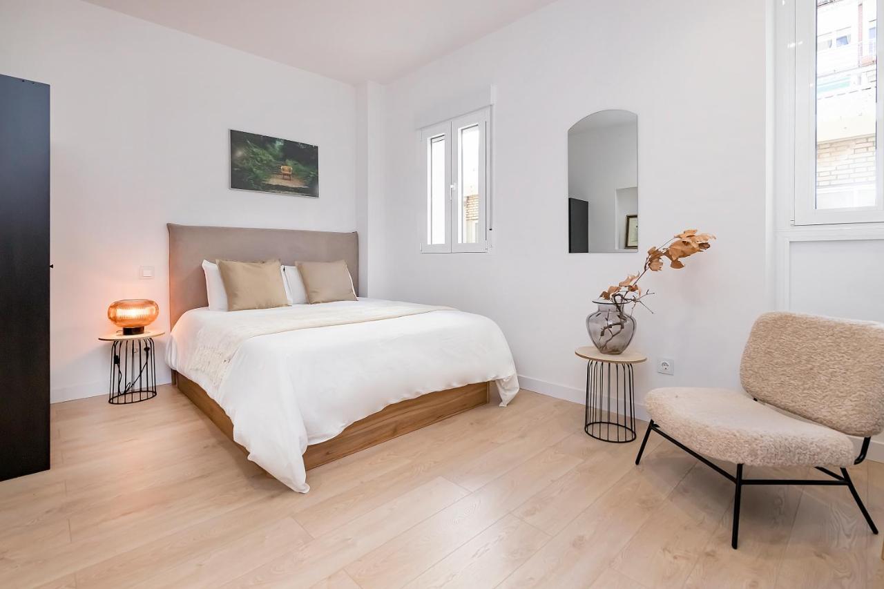 Bhost - Ferraz 74 Apartment Мадрид Екстериор снимка