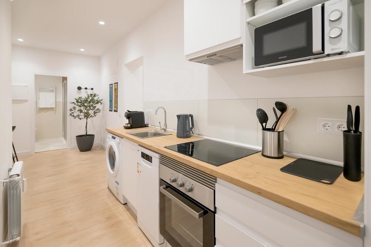 Bhost - Ferraz 74 Apartment Мадрид Екстериор снимка